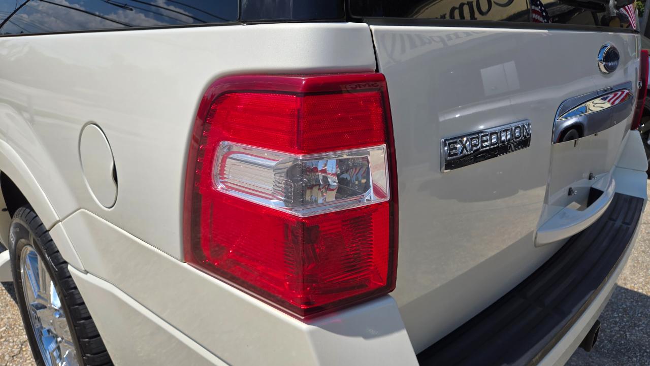 Ford Expedition EL 2WD 4dr Limited 2008