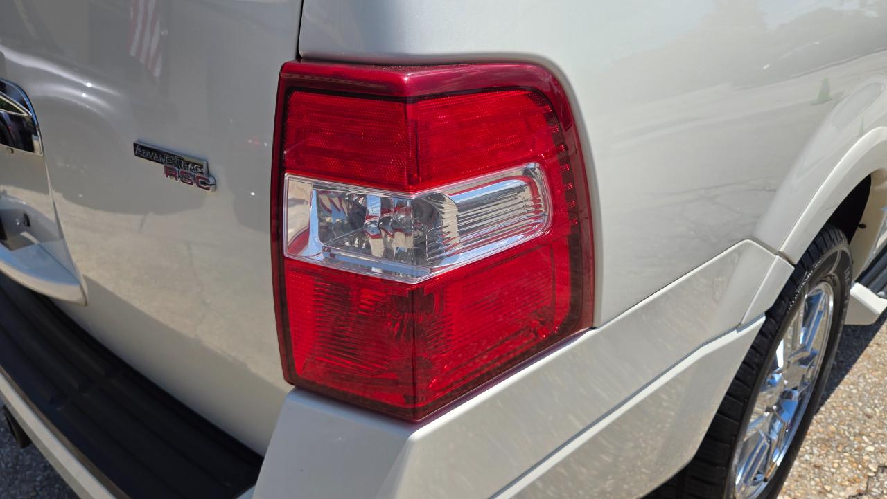 Ford Expedition EL 2WD 4dr Limited 2008