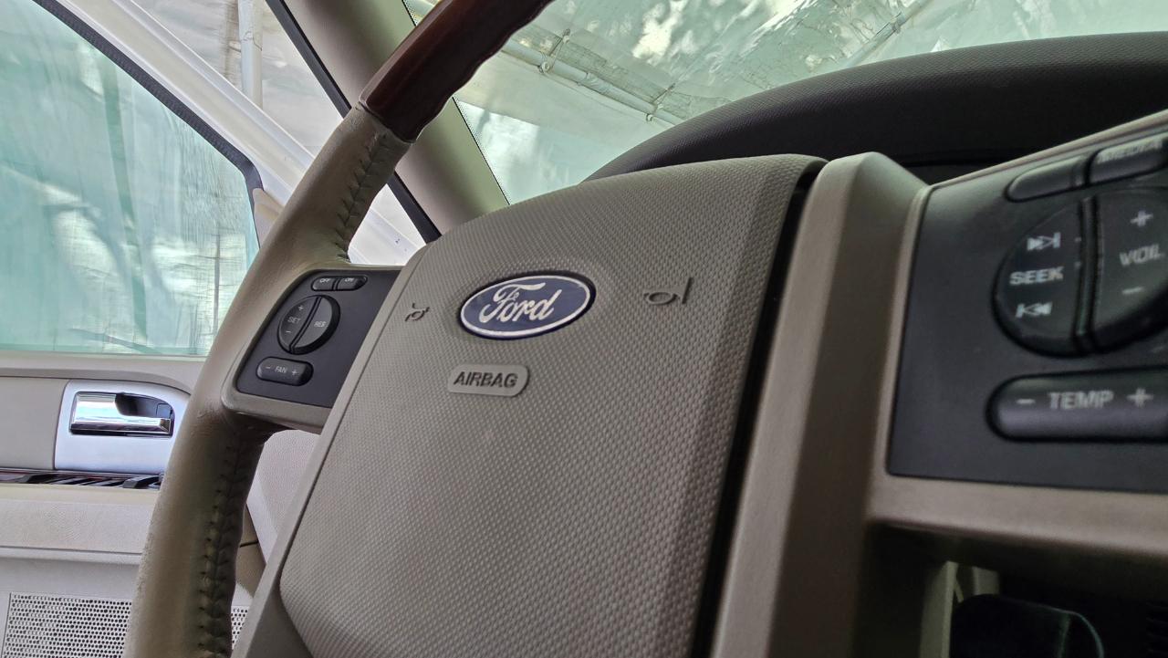 Ford Expedition EL 2WD 4dr Limited 2008