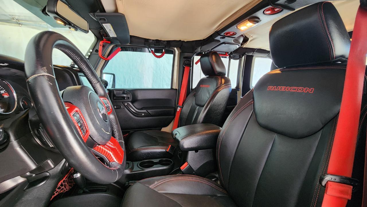Jeep Wrangler photo 24