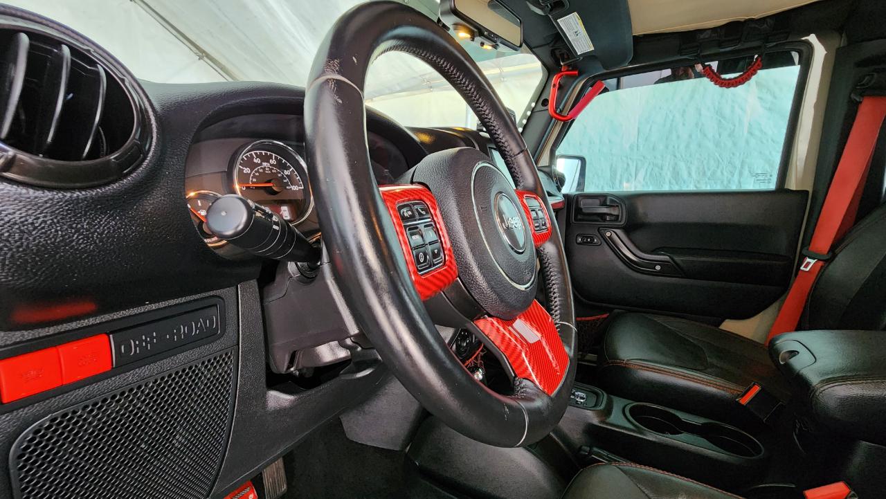 Jeep Wrangler photo 25