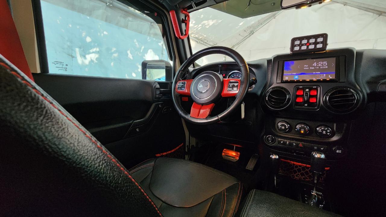 Jeep Wrangler photo 37