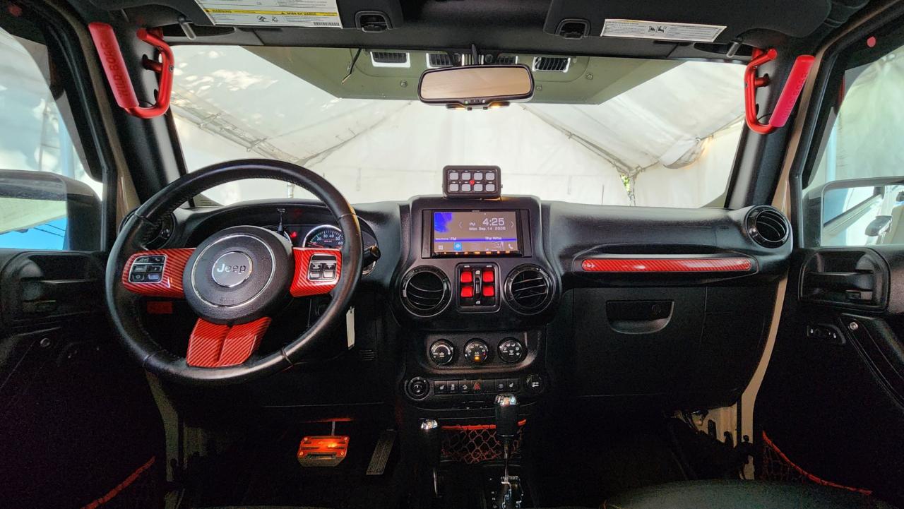 Jeep Wrangler photo 39