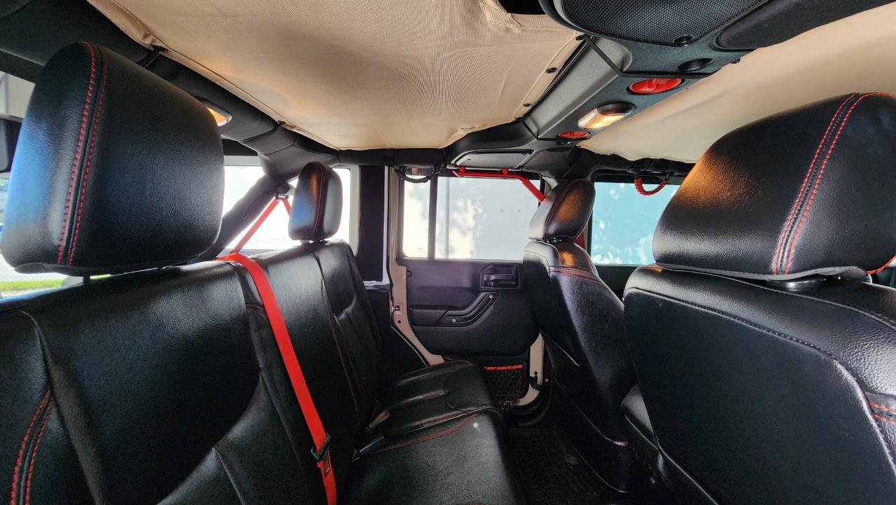 Jeep Wrangler photo 43
