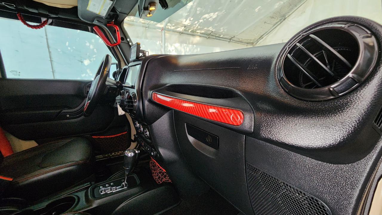 Jeep Wrangler photo 45