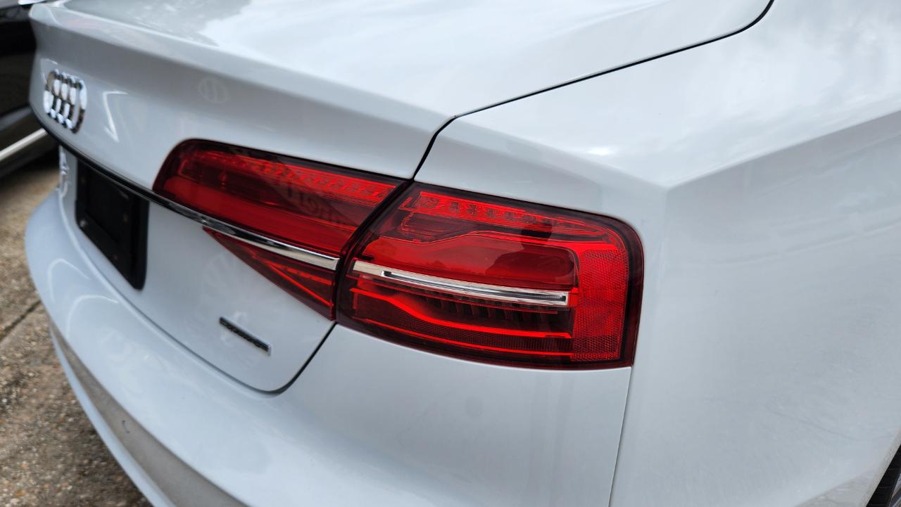 Audi A8 L  2017