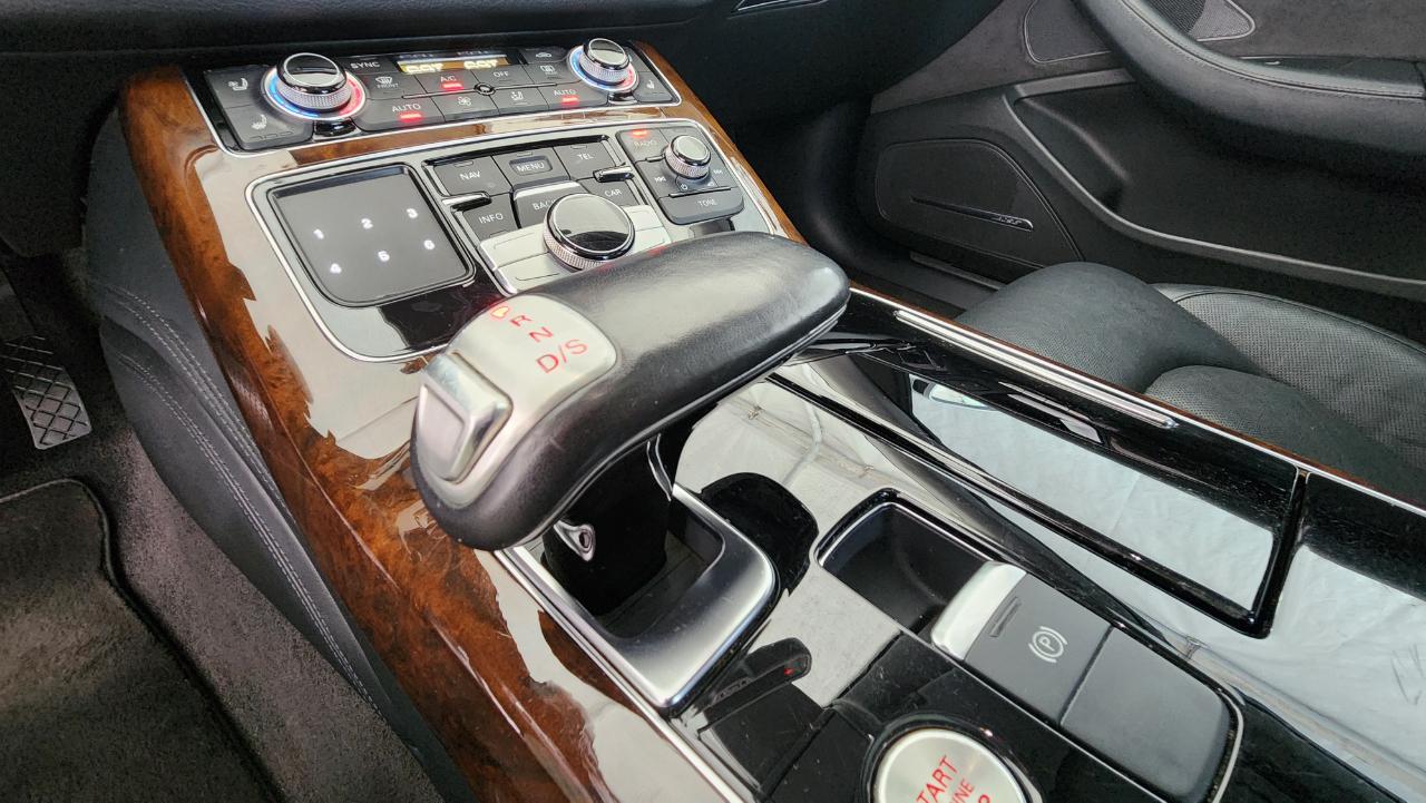 Audi A8 L  2017