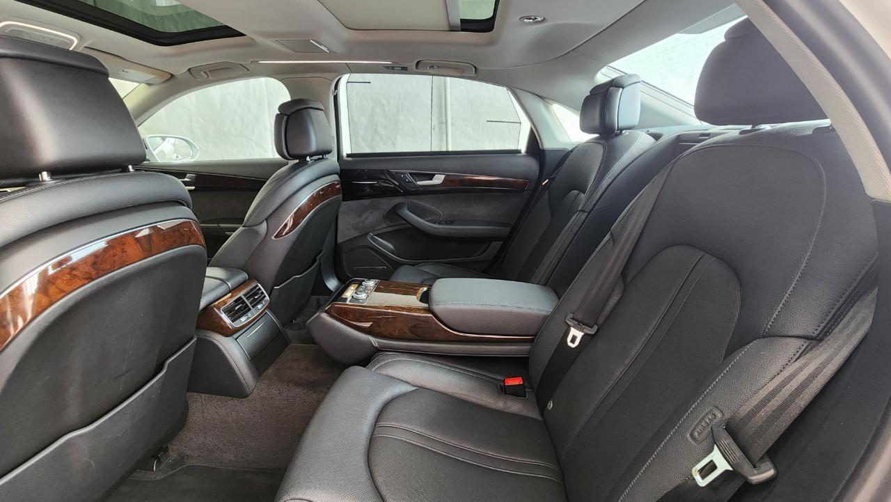 Audi A8 L  2017