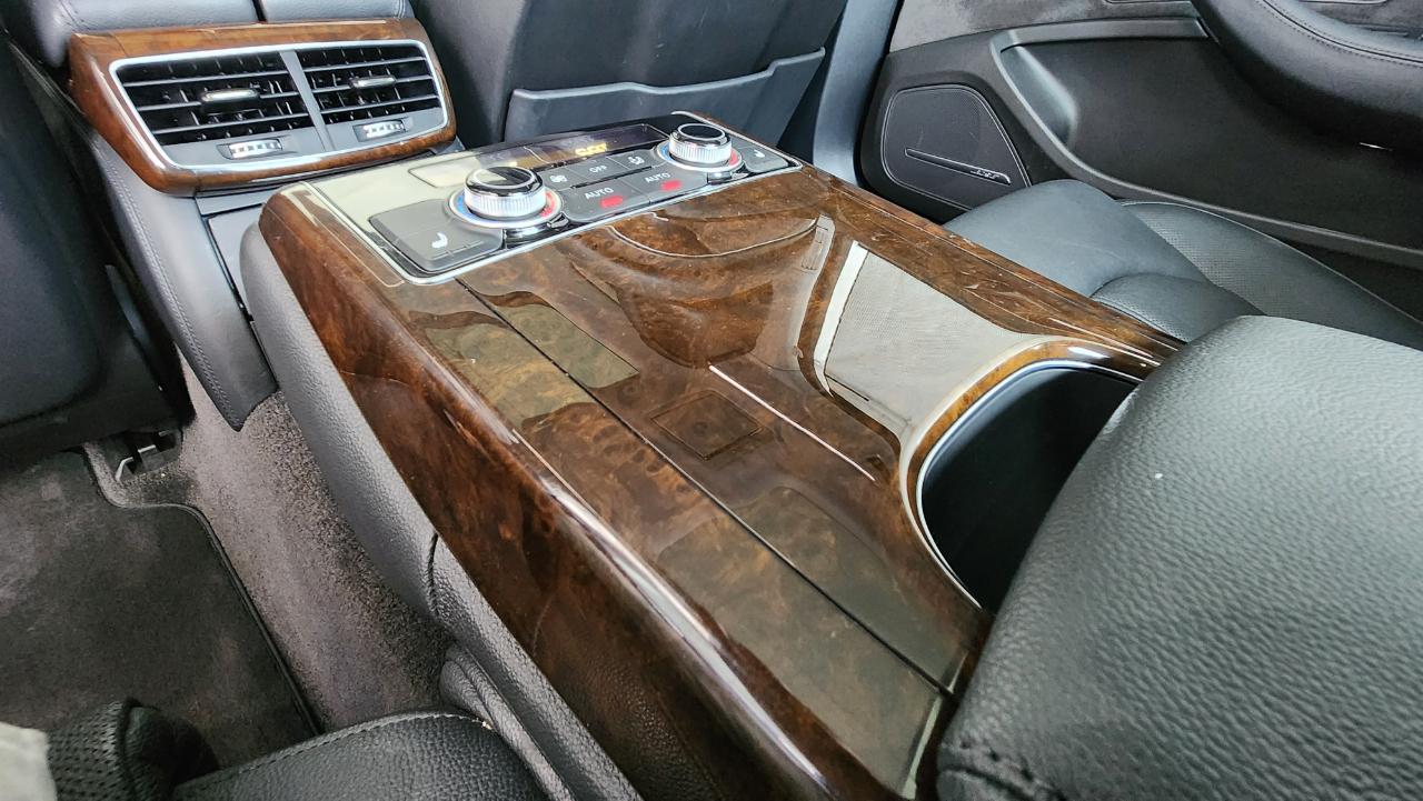 Audi A8 L  2017