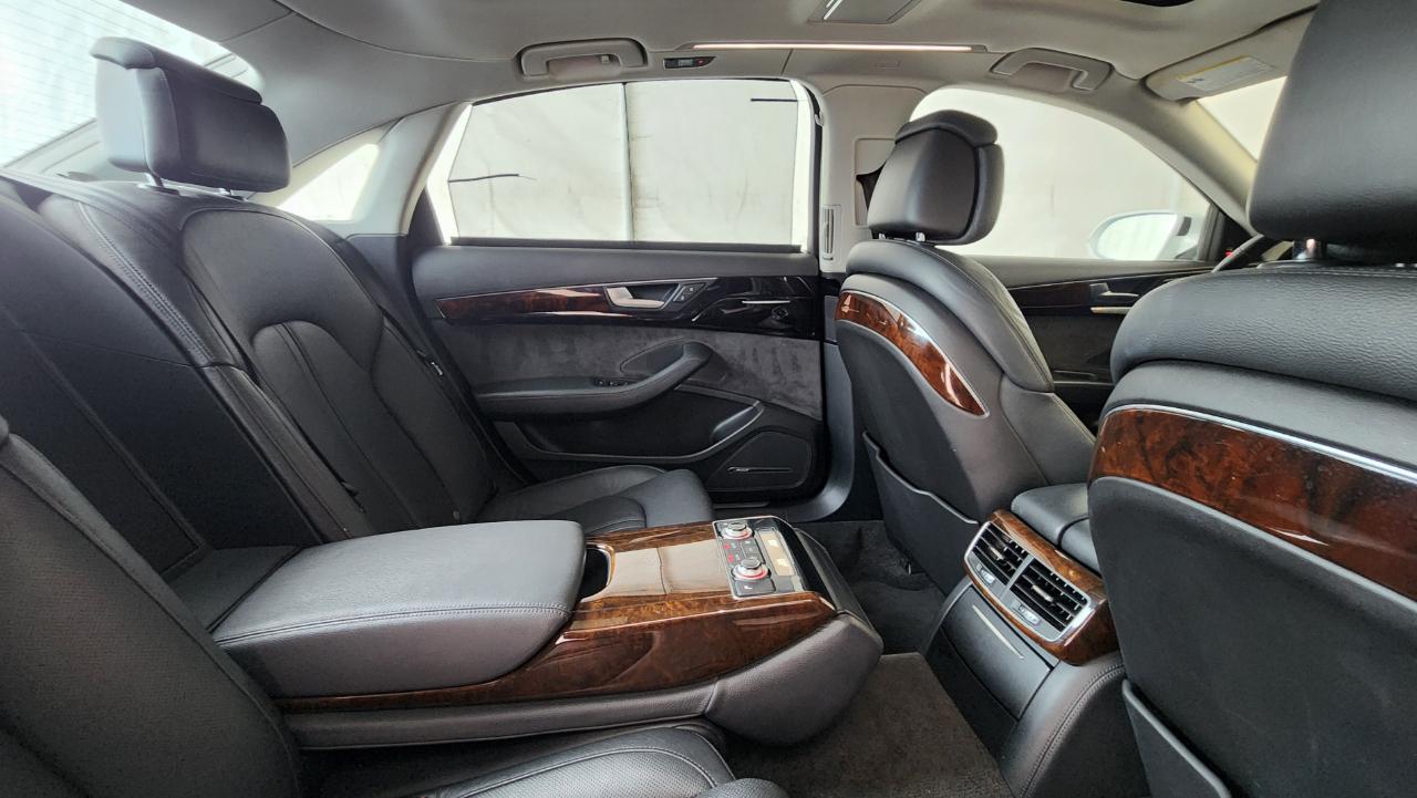 Audi A8 L  2017