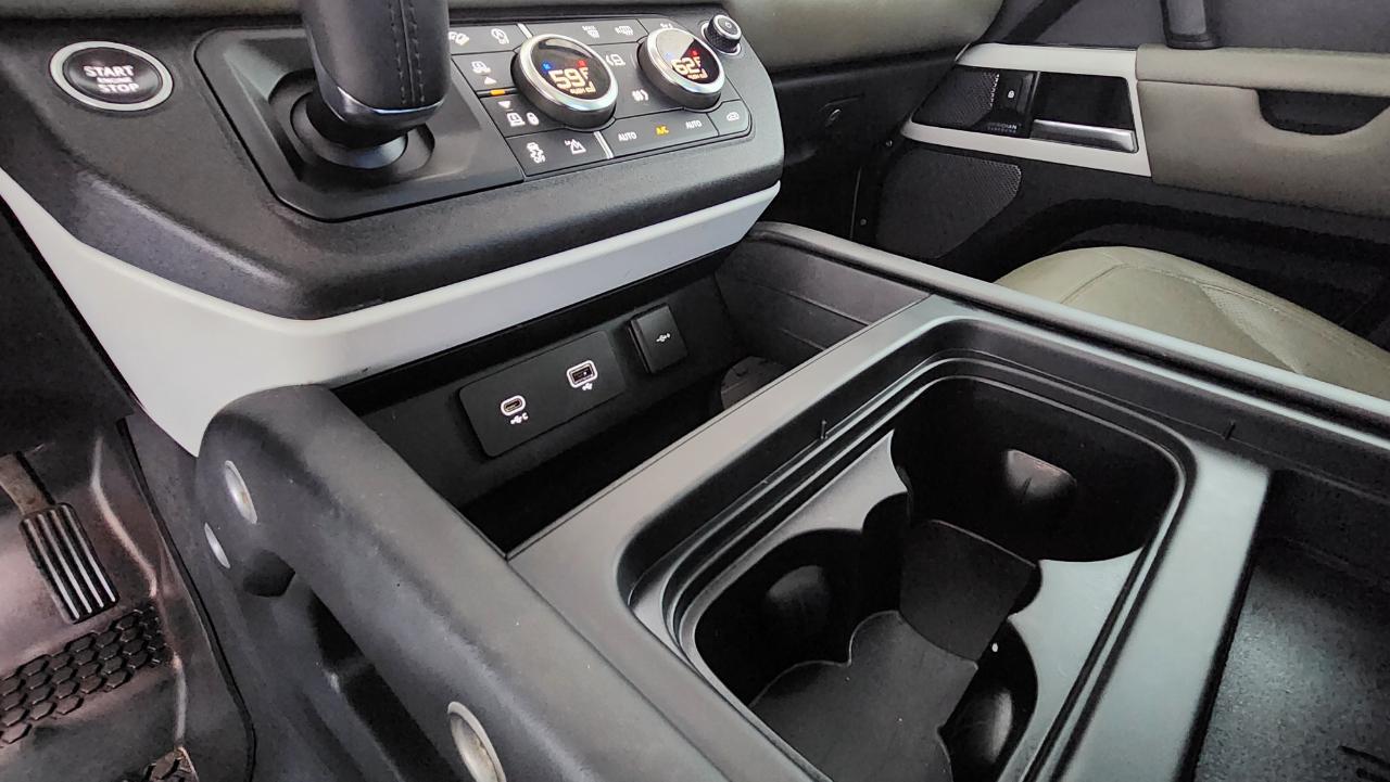 Land Rover Defender 110 HSE AWD 2020