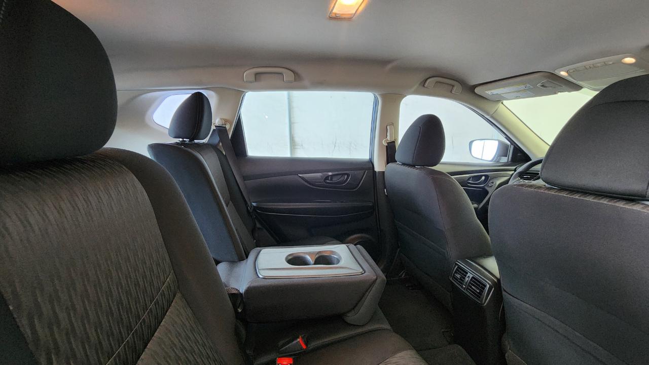 Nissan Rogue S 2020