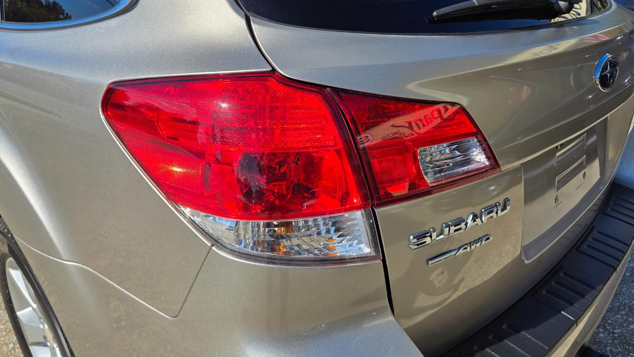 Subaru Outback 2.5i Premium 2014