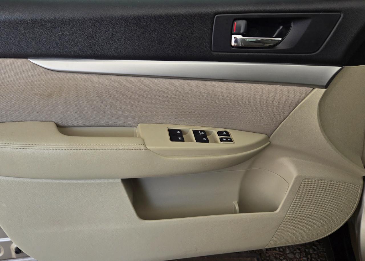Subaru Outback 2.5i Premium 2014
