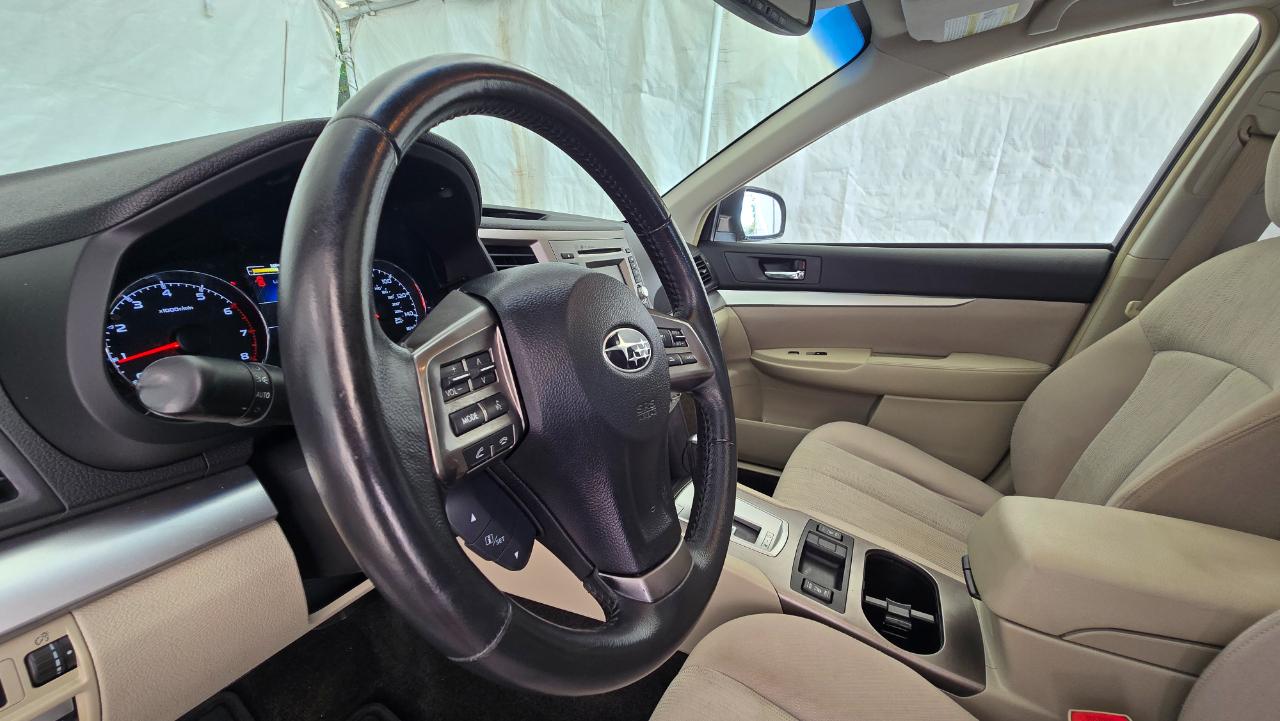 Subaru Outback 2.5i Premium 2014