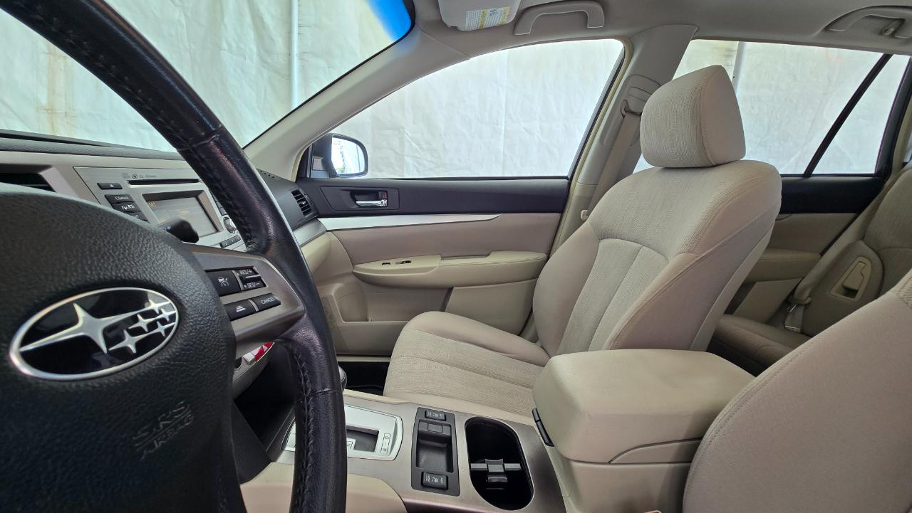Subaru Outback 2.5i Premium 2014
