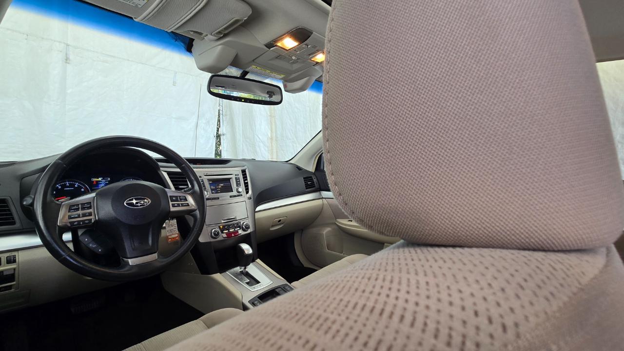 Subaru Outback 2.5i Premium 2014