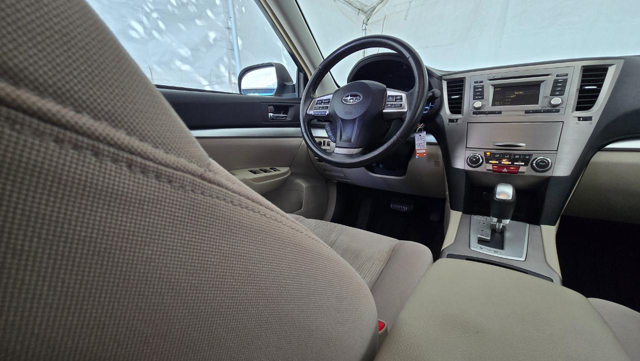 Subaru Outback 2.5i Premium 2014