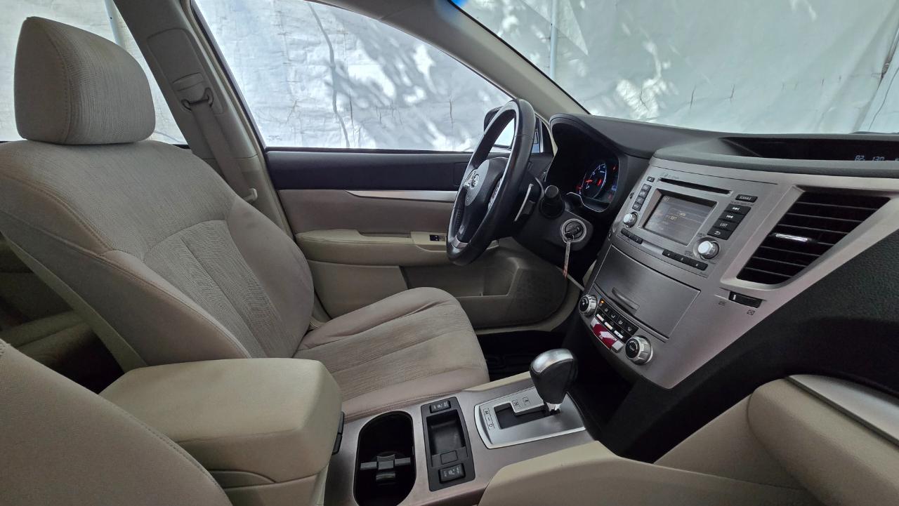 Subaru Outback 2.5i Premium 2014
