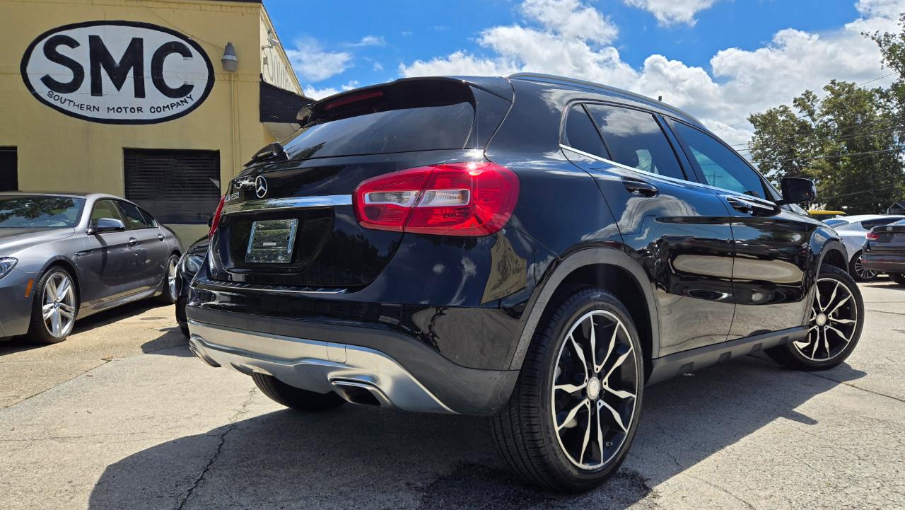 Mercedes-Benz GLA  2017