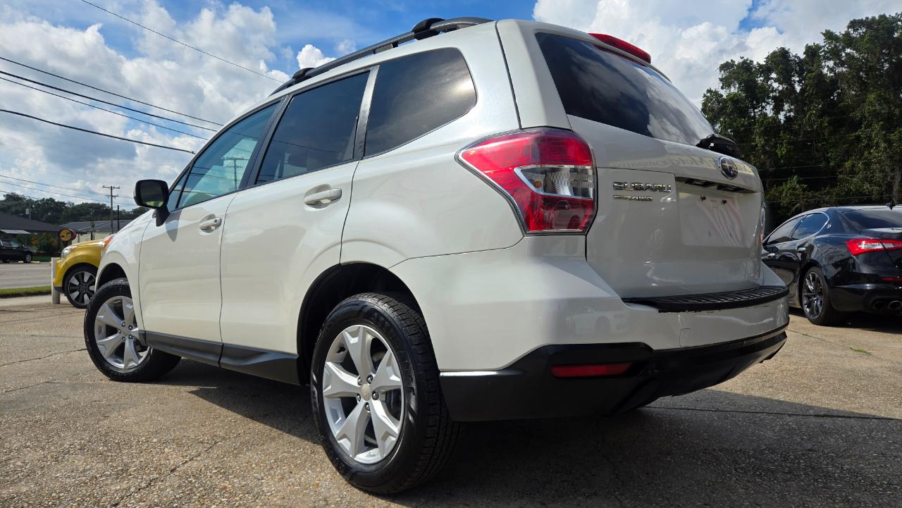 Subaru Forester photo 10