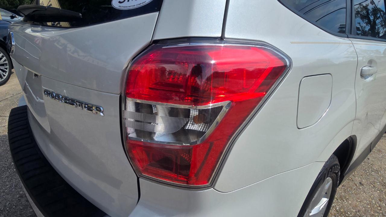 Subaru Forester photo 13