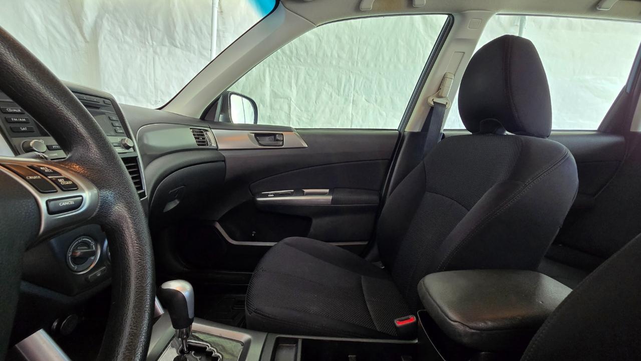 Subaru Forester 2.5X 2012