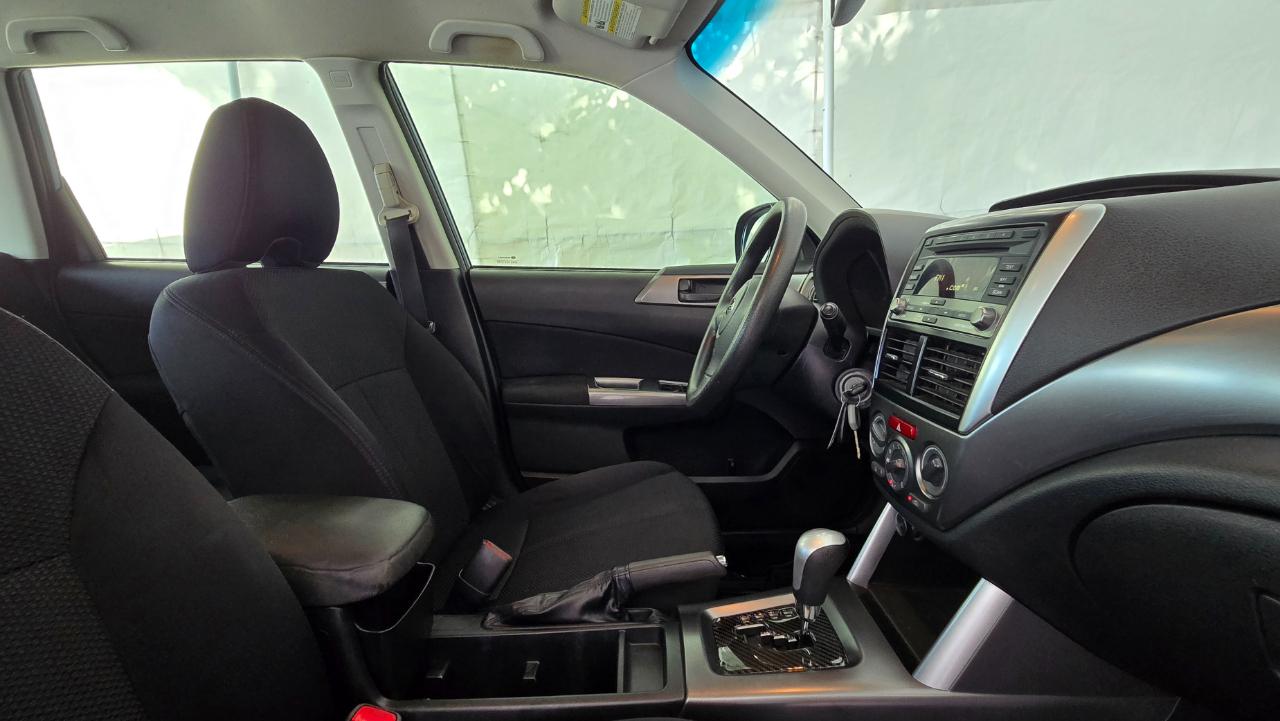 Subaru Forester 2.5X 2012