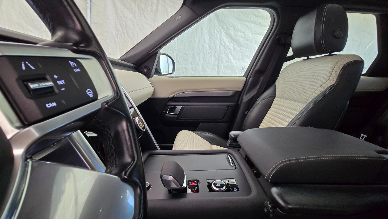 Land Rover Discovery P300 S R-Dynamic 2021