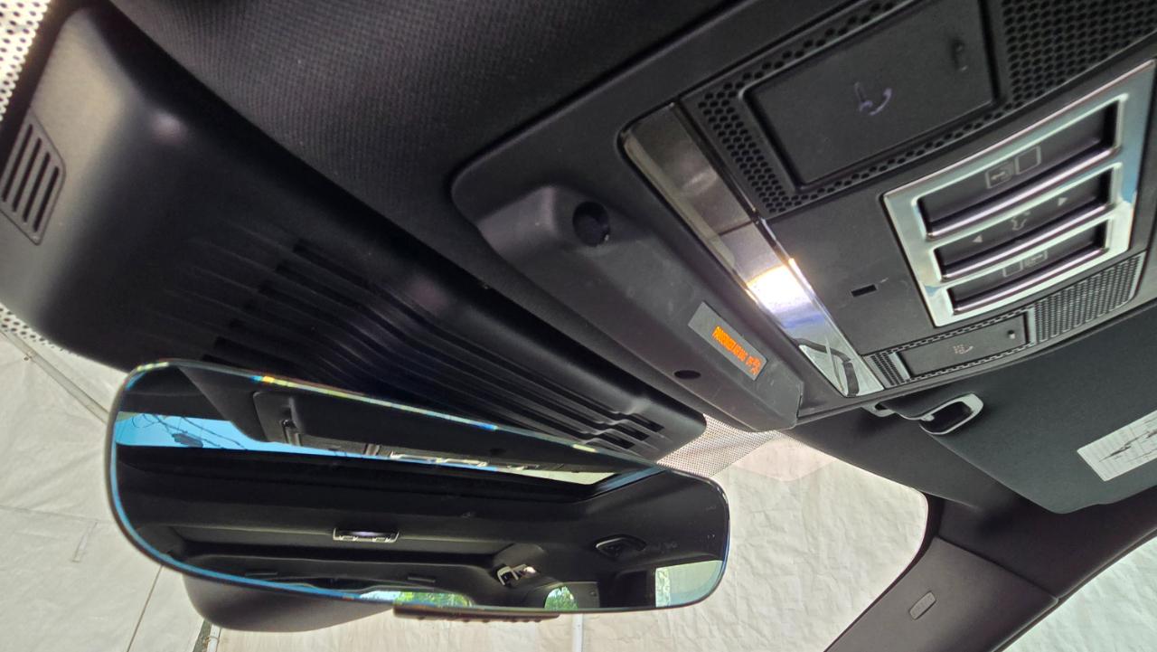 Land Rover Discovery P300 S R-Dynamic 2021