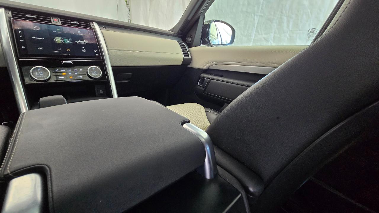 Land Rover Discovery P300 S R-Dynamic 2021
