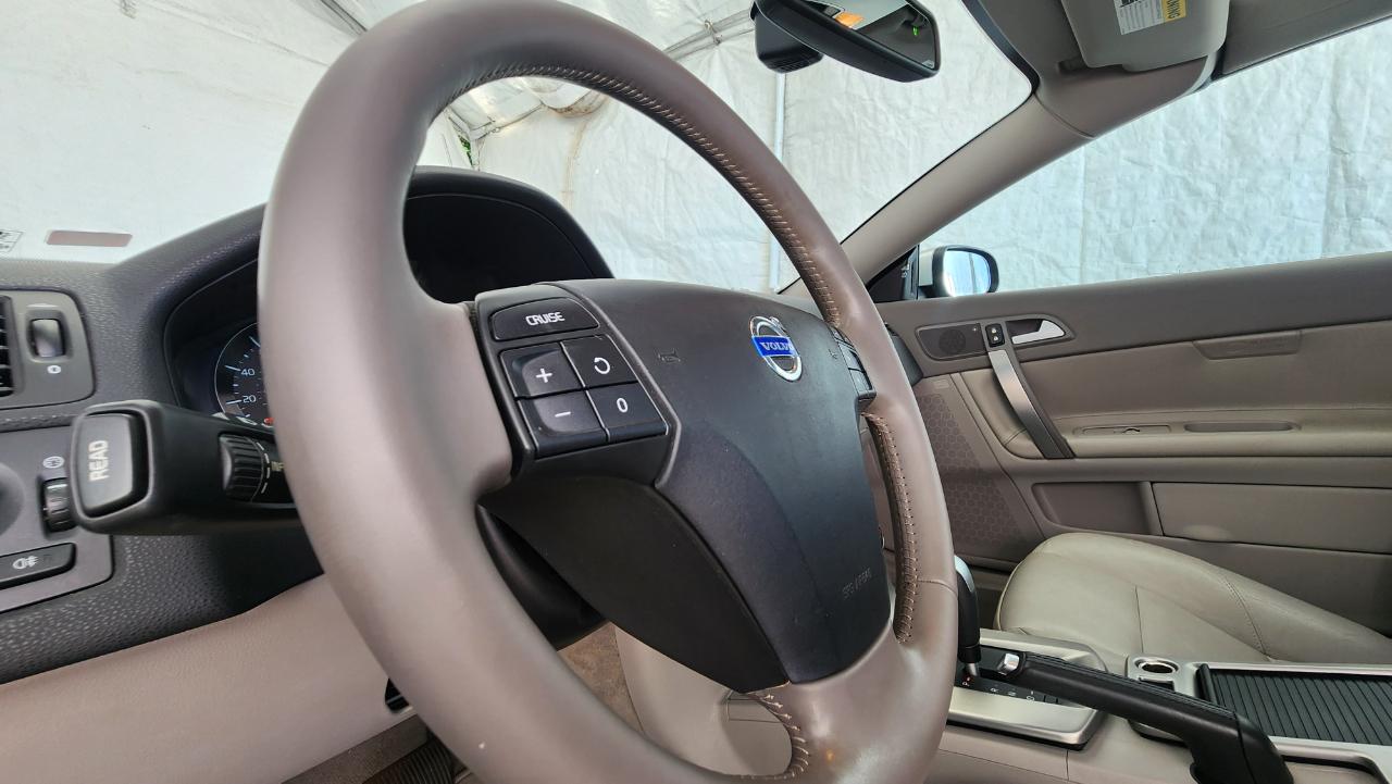 Volvo C70 2dr Conv Auto 2009