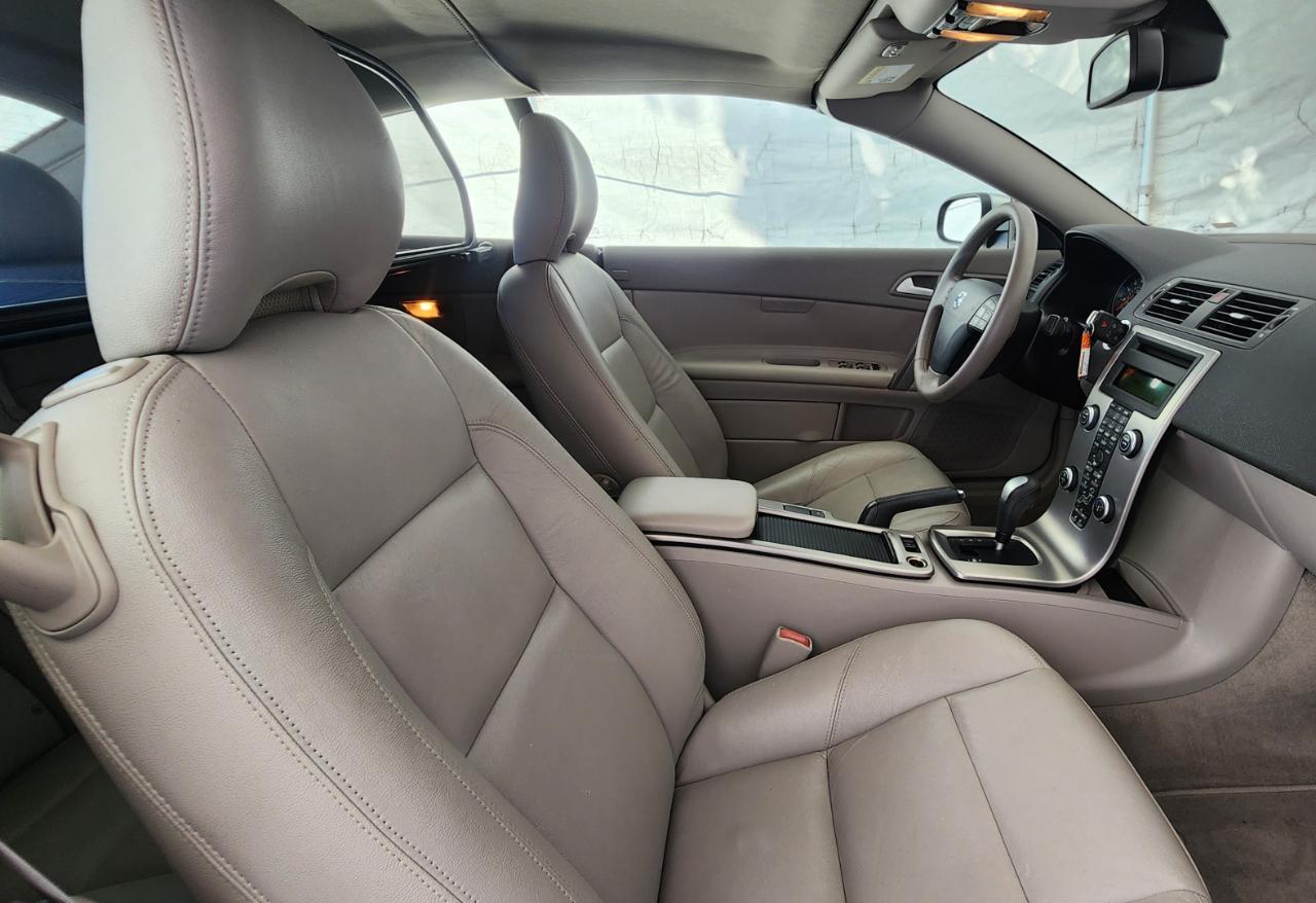 Volvo C70 2dr Conv Auto 2009