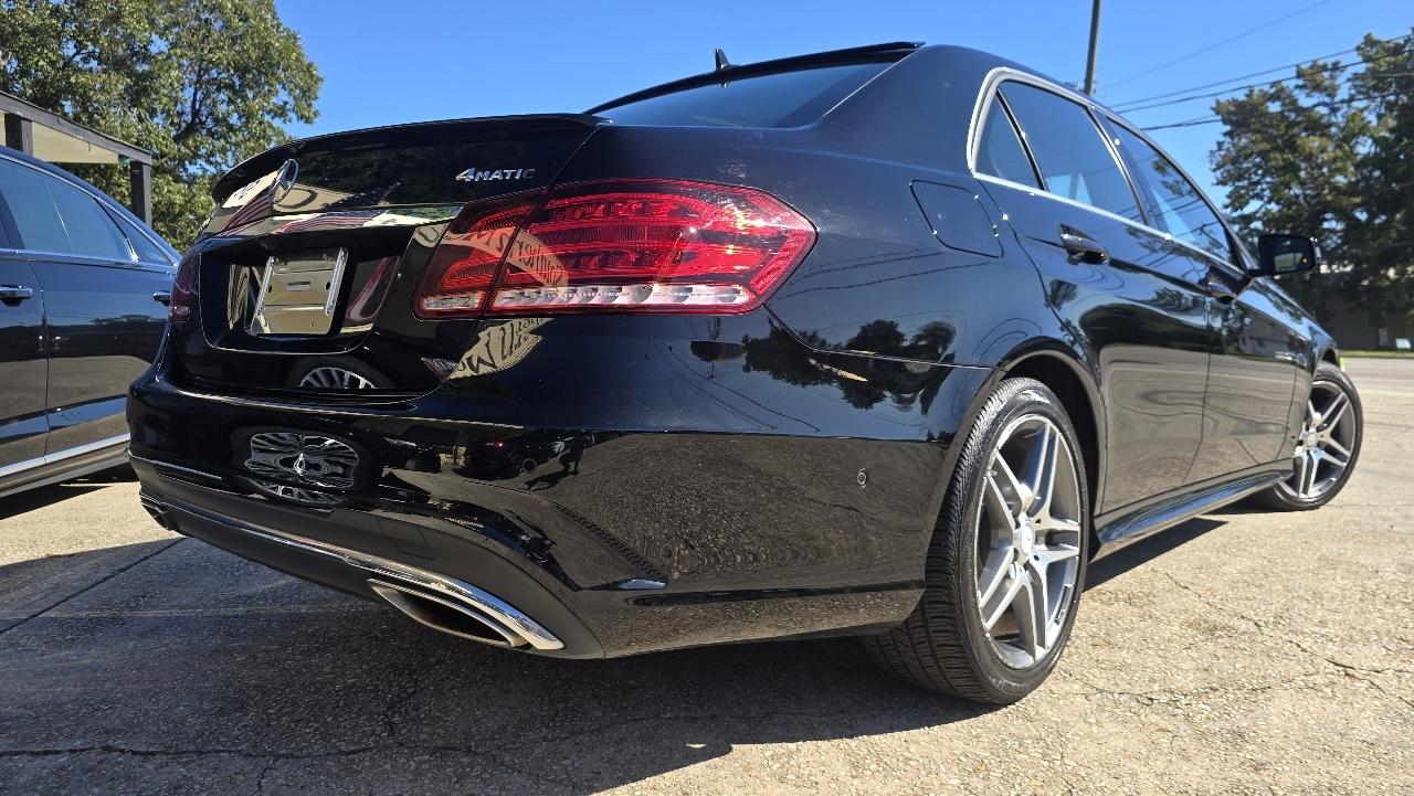 Mercedes-Benz E-Class photo 4