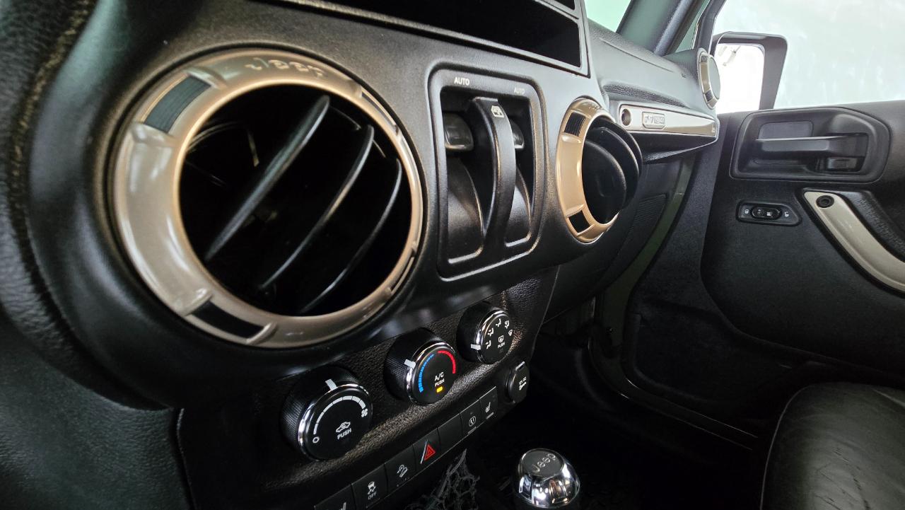Jeep Wrangler  2016