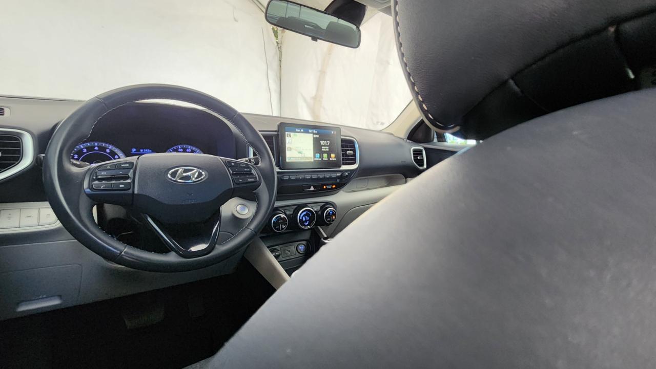 Hyundai Venue  2020