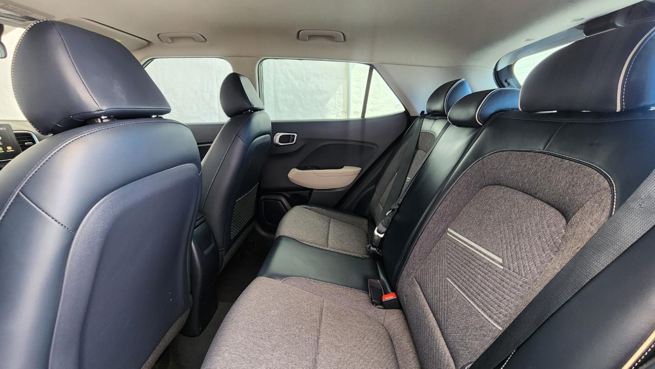Hyundai Venue  2020