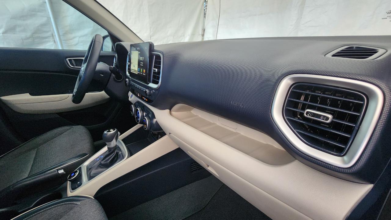 Hyundai Venue  2020