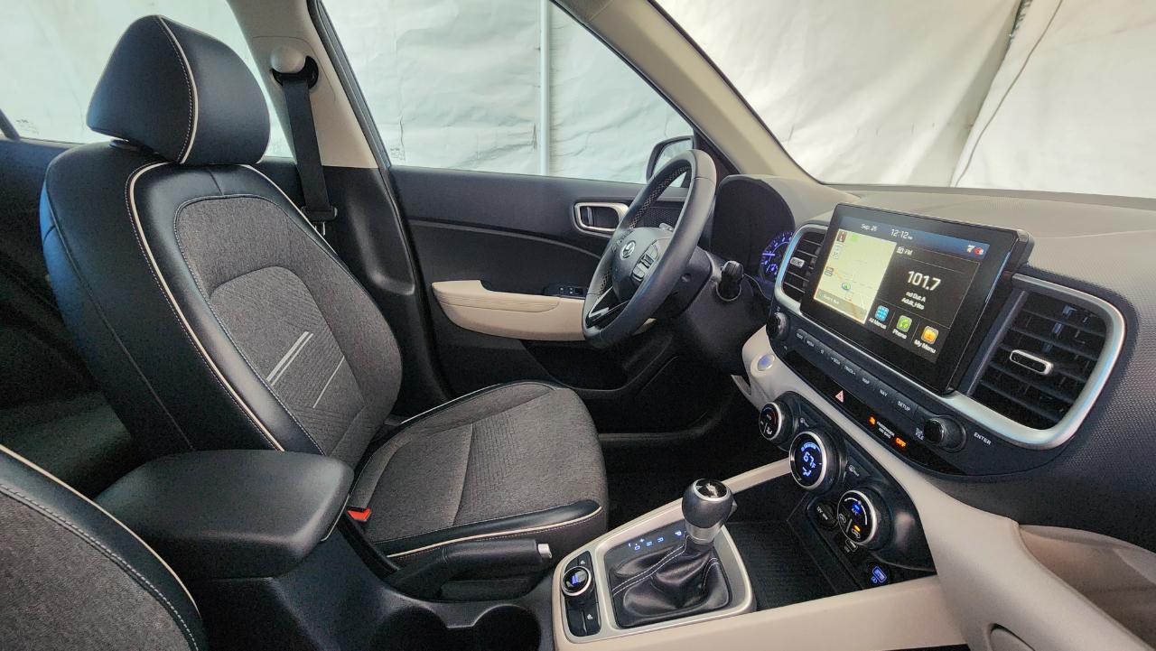 Hyundai Venue  2020
