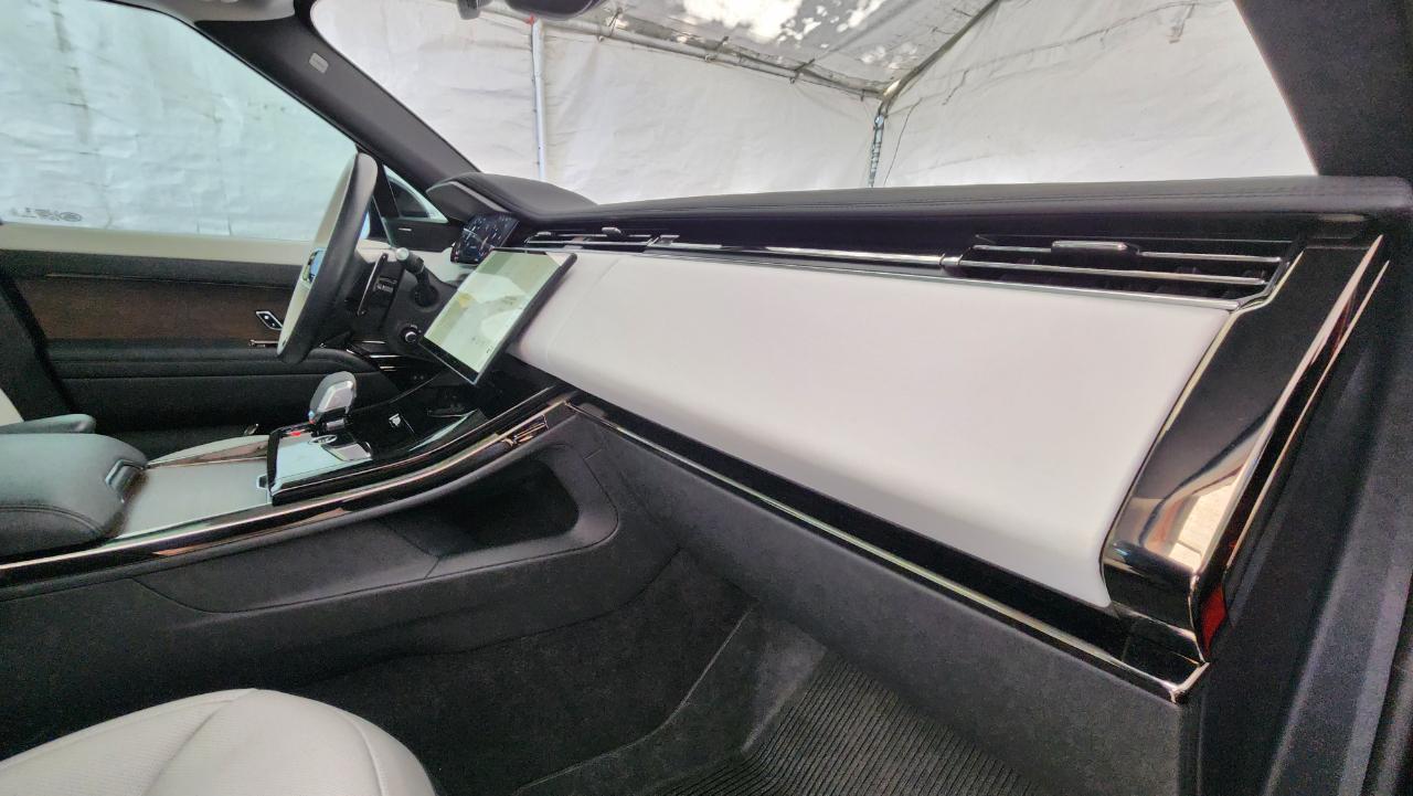 Land Rover Range Rover Sport P400 Dynamic SE 2024