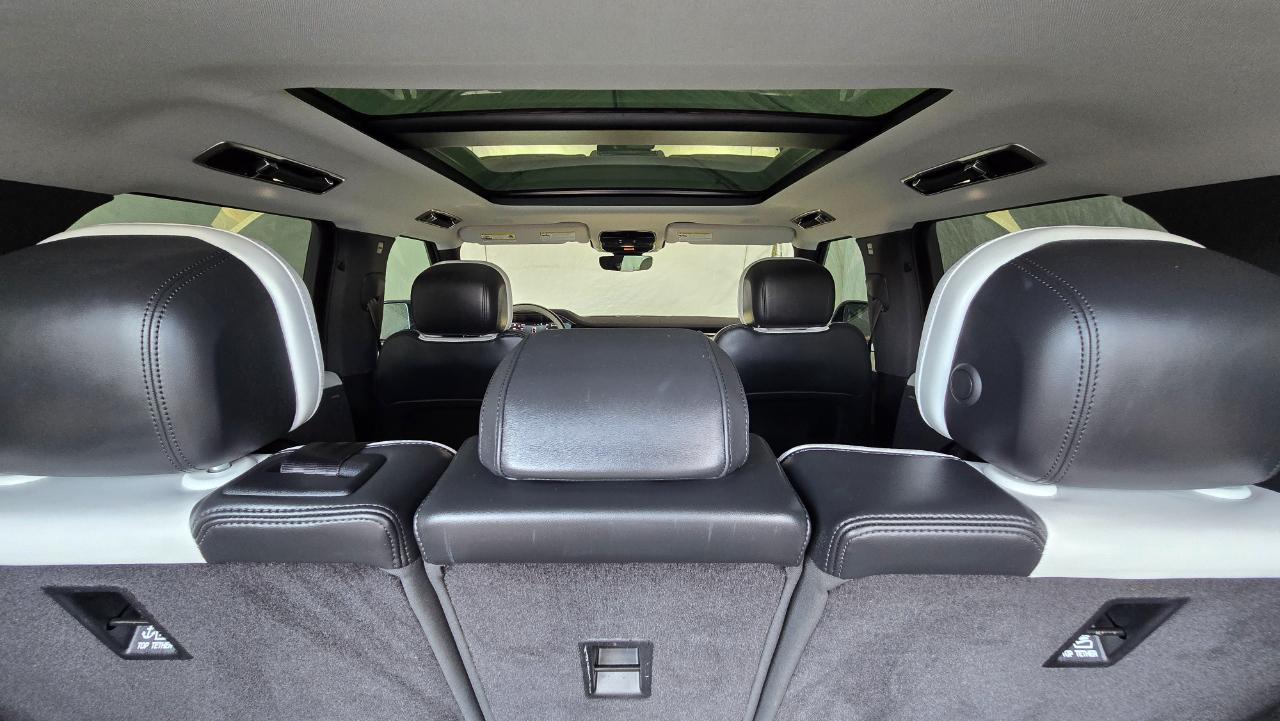 Land Rover Range Rover Sport P400 Dynamic SE 2024