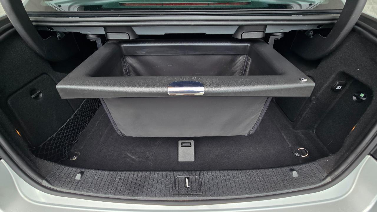 Mercedes-Benz E-Class  2014