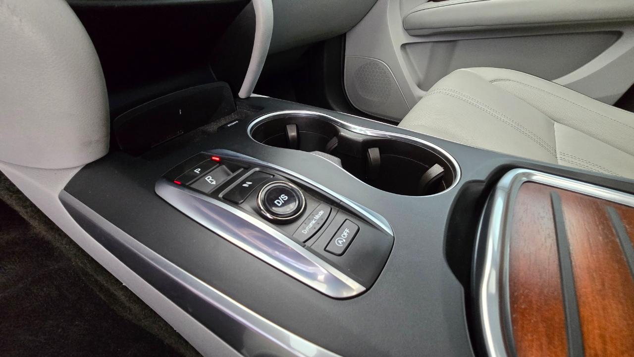 Acura MDX SH-AWD w/Advance Pkg 2017