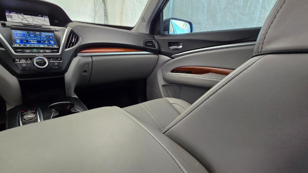 Acura MDX SH-AWD w/Advance Pkg 2017