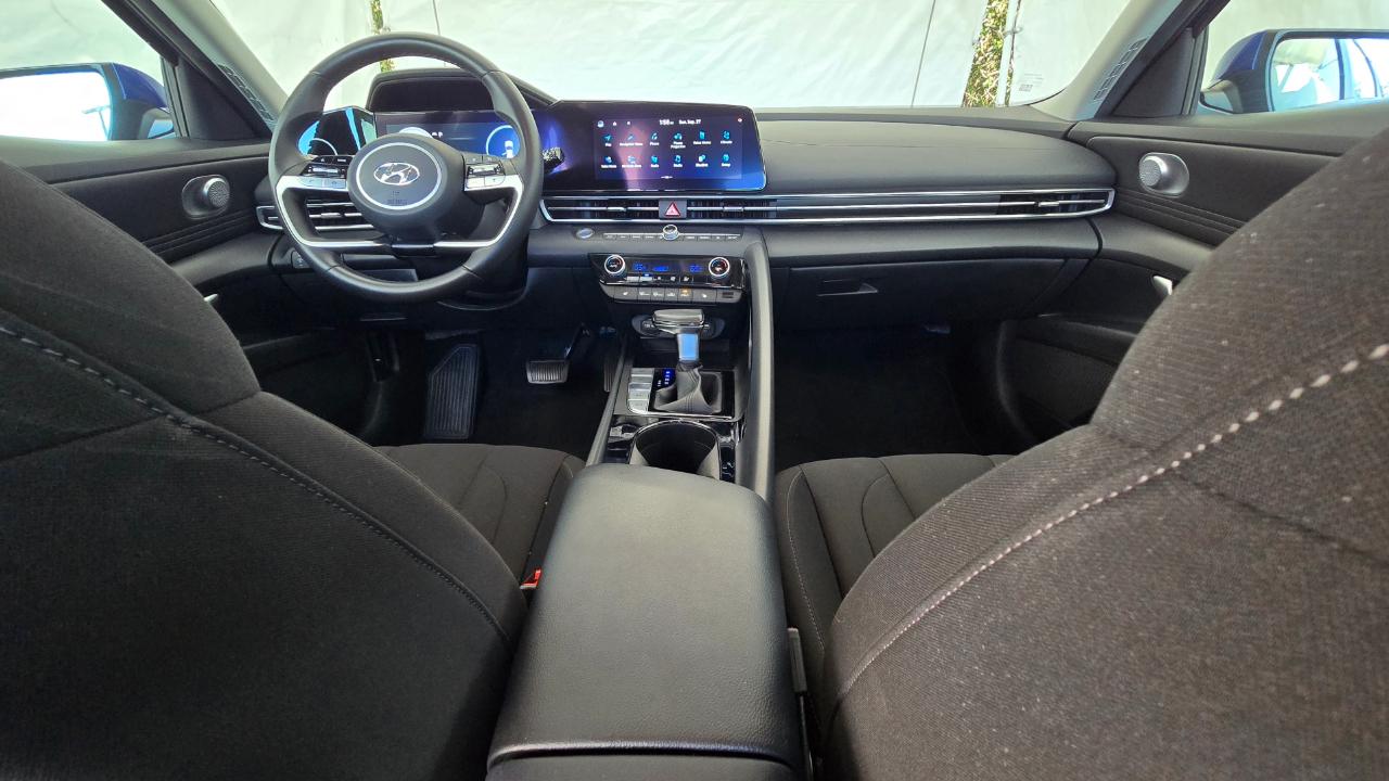 Hyundai Elantra SEL Convenience 2023