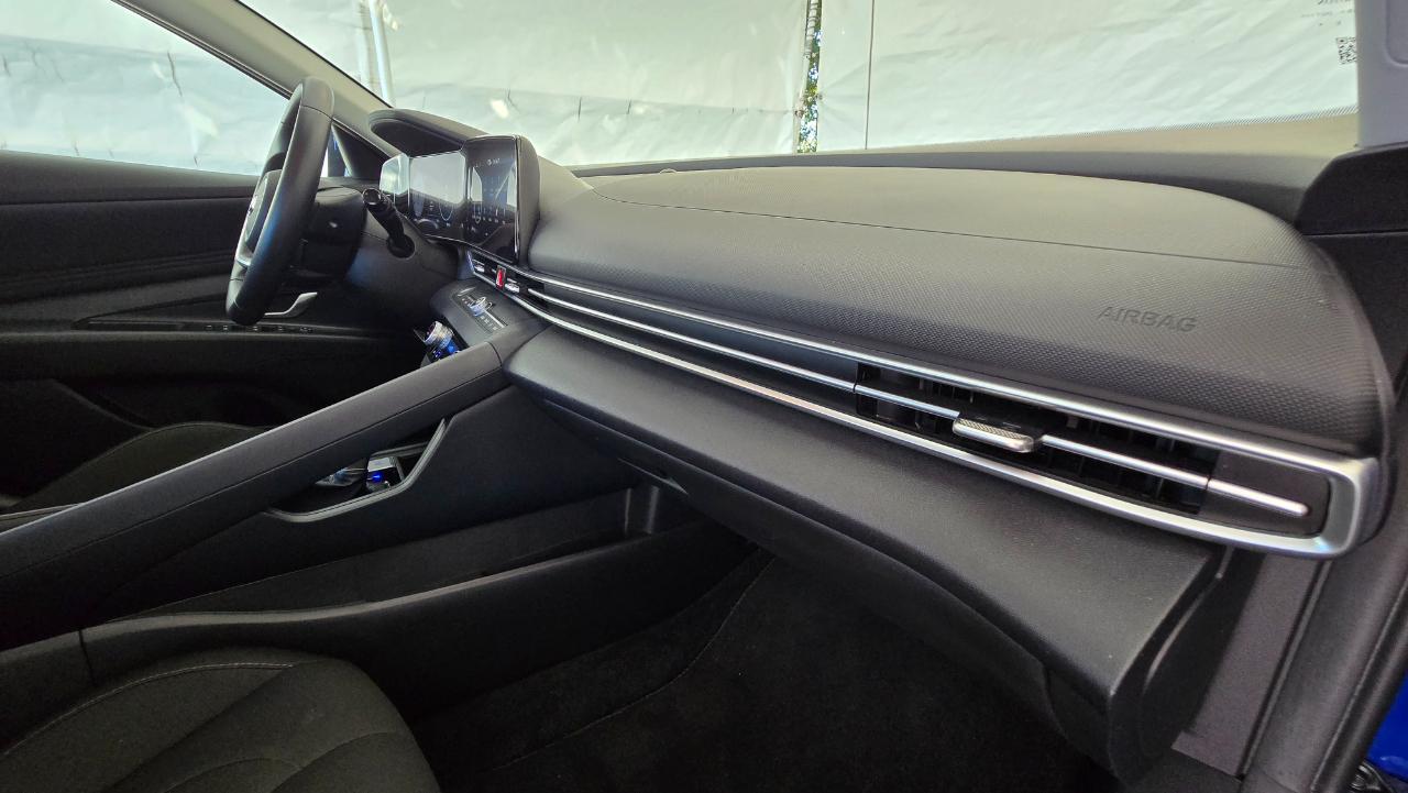 Hyundai Elantra SEL Convenience 2023