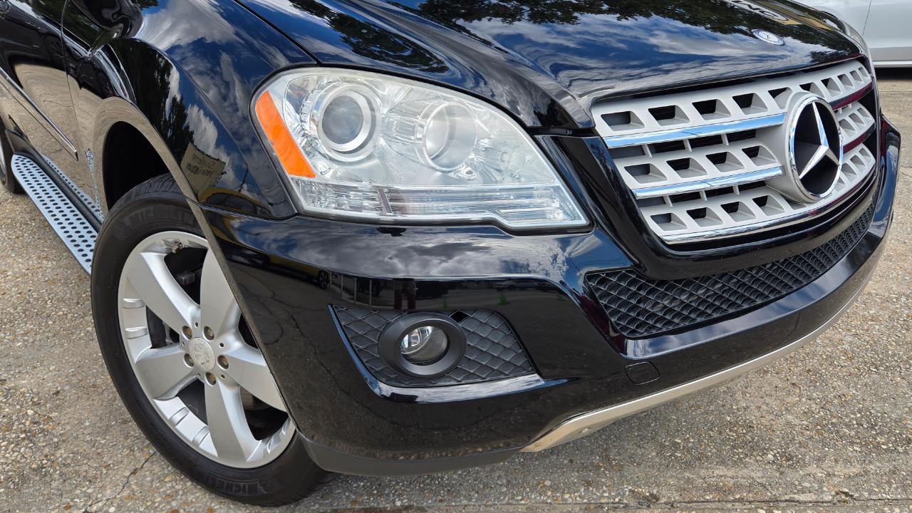 Mercedes-Benz M-Class  2011