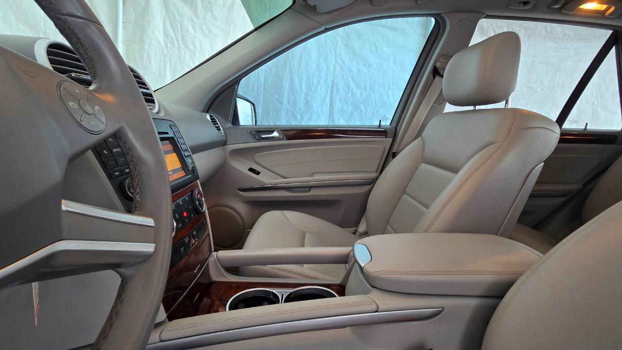 Mercedes-Benz M-Class  2011