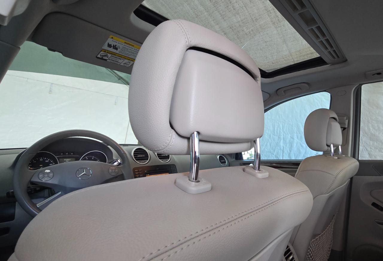 Mercedes-Benz M-Class  2011