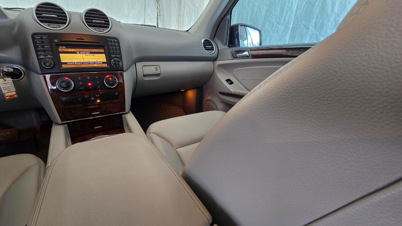 Mercedes-Benz M-Class  2011